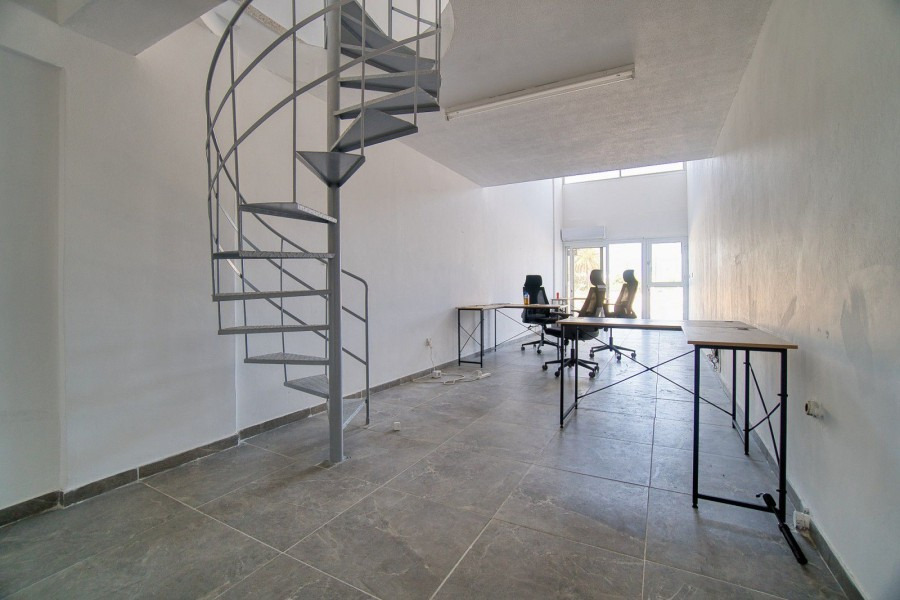 Win Win Estates Shop in Paphos - Paphos Ref. WW12403