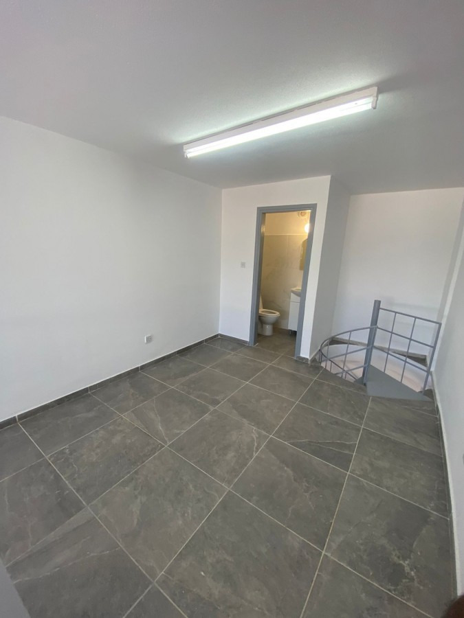 Win Win Estates Shop in Paphos - Paphos Ref. WW12403