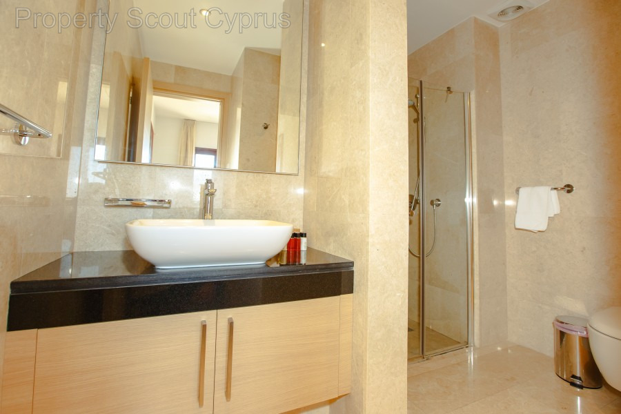 Detached Villa in Kouklia - Aphrodite Hills - Paphos For Sale - Ref. WW11393