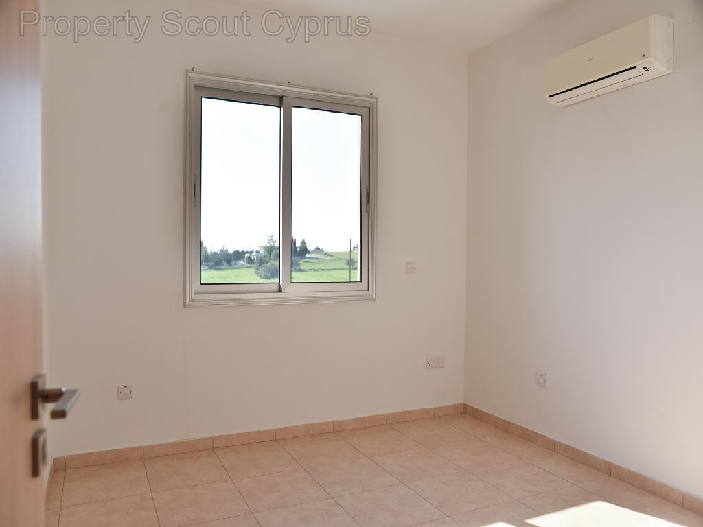 Win Win Estates Apartment in Alethriko - Larnaca Ref. WW28481